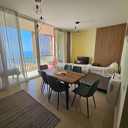 Apartment Jacuzzi 157-d Gc *